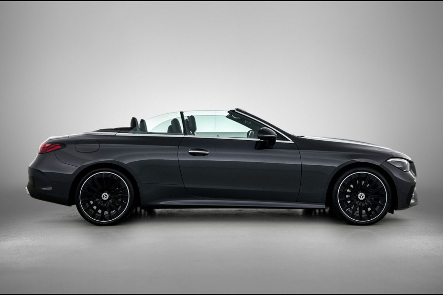 Mercedes-Benz CLE Cabriolet 200 AMG Line AMG Line | Night Pakket | 20 Inch AMG Velgen | Parkeerpakket inclusief achteruitrijcamera | Inclusief 24 maanden MB Certified garantie voor Europa.