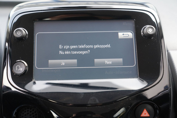 Peugeot 108 1.0 e-VTi Allure|Prijs rijklaar incl 12 mnd garantie|Navi Bluetooth Lmv