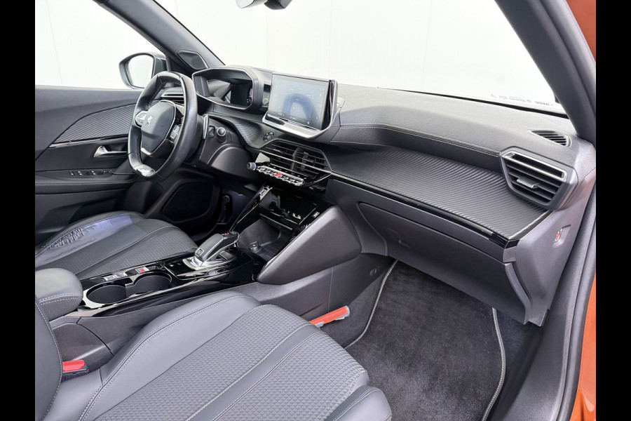 Peugeot 2008 131PK AUT-8 GT-Line 360°Camera Virtual Cockpit 3D-Navi Keyless Ecc Apple Carplay Android Auto Pdc Dodehoekbewaking Regen-Lichtsensor Cruise Control DAB+ Privacy Glas Lmv Led Isofix Lane Assist Bluetooth Dealeronderhouden Origineel Nederlandse Auto