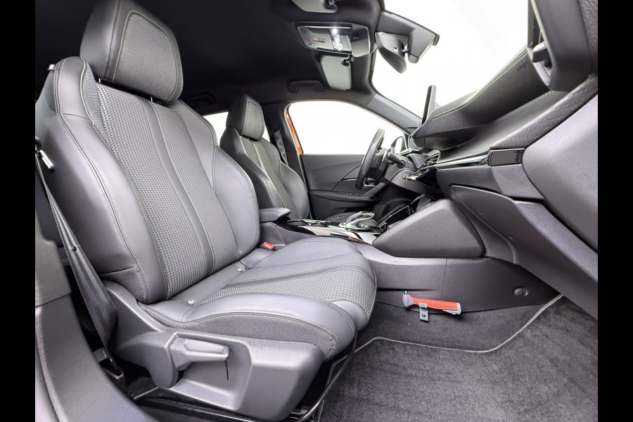Peugeot 2008 131PK AUT-8 GT-Line 360°Camera Virtual Cockpit 3D-Navi Keyless Ecc Apple Carplay Android Auto Pdc Dodehoekbewaking Regen-Lichtsensor Cruise Control DAB+ Privacy Glas Lmv Led Isofix Lane Assist Bluetooth Dealeronderhouden Origineel Nederlandse Auto