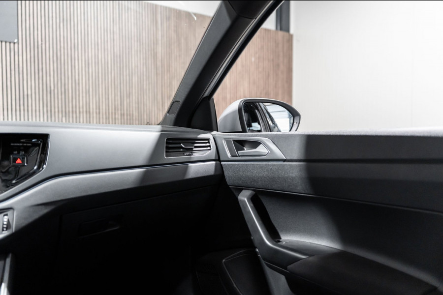Volkswagen Taigo 1.0 TSI R-Line DSG IQ PANO CAMERA