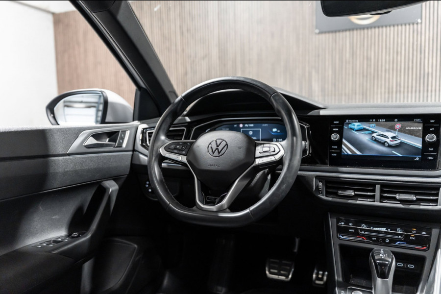 Volkswagen Taigo 1.0 TSI R-Line DSG IQ PANO CAMERA
