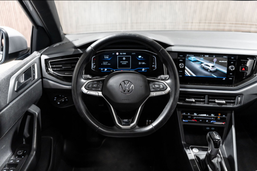 Volkswagen Taigo 1.0 TSI R-Line DSG IQ PANO CAMERA