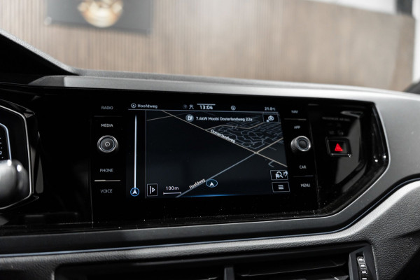 Volkswagen Taigo 1.0 TSI R-Line DSG IQ PANO CAMERA