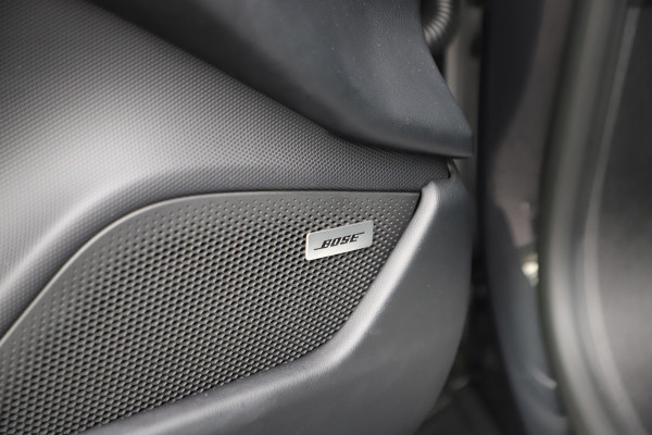 Porsche Taycan Cross Turismo 4 93kWh | 380PK | Panoramadak | Keyless-go | Sfeerverlichting | Bose audio | Matrix-led | 16-weg memory stoelen | 2022.