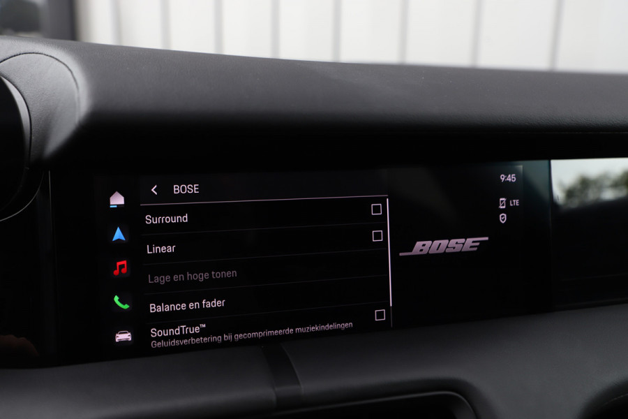 Porsche Taycan Cross Turismo 4 93kWh | 380PK | Panoramadak | Keyless-go | Sfeerverlichting | Bose audio | Matrix-led | 16-weg memory stoelen | 2022.