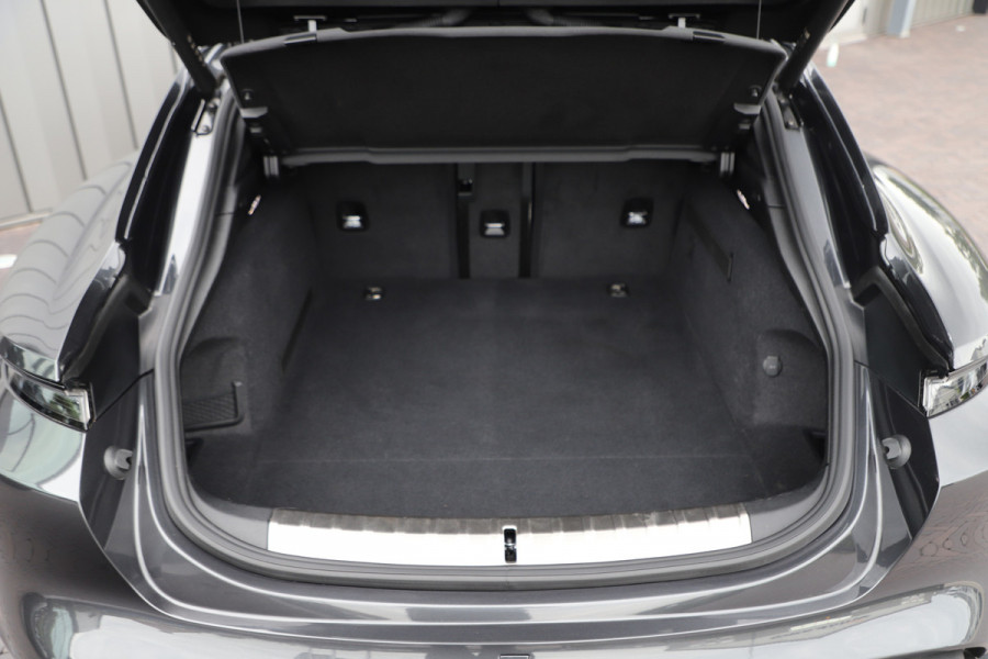 Porsche Taycan Cross Turismo 4 93kWh | 380PK | Panoramadak | Keyless-go | Sfeerverlichting | Bose audio | Matrix-led | 16-weg memory stoelen | 2022.