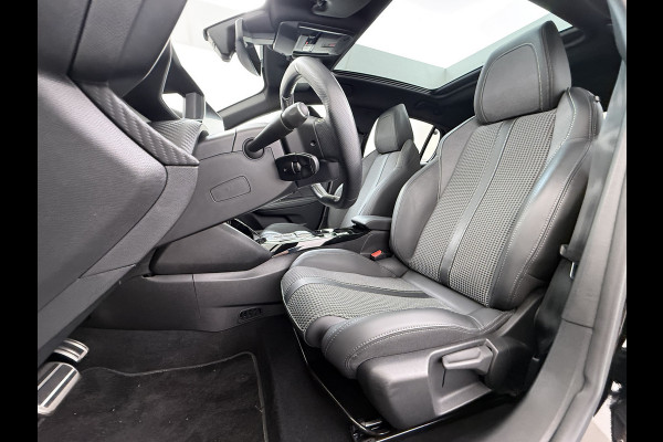 Peugeot e-208 EV GT350 SOH 98% Panoramadak Virtual Cockpit 360°Camera Keyless 3D-Navi Ecc Apple Carplay Android Auto Pdc Sensor dodehoek Regen-Lichtsensor Cruise Control Lmv Privacy Glas Isofix Led DAB Bluetooth 1e Eigenaar Dealeronderhouden Origineel Nederlandse Auto