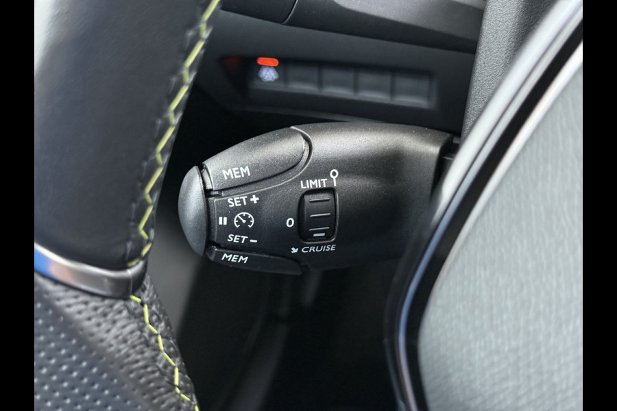 Peugeot e-208 EV GT350 SOH 98% Panoramadak Virtual Cockpit 360°Camera Keyless 3D-Navi Ecc Apple Carplay Android Auto Pdc Sensor dodehoek Regen-Lichtsensor Cruise Control Lmv Privacy Glas Isofix Led DAB Bluetooth 1e Eigenaar Dealeronderhouden Origineel Nederlandse Auto