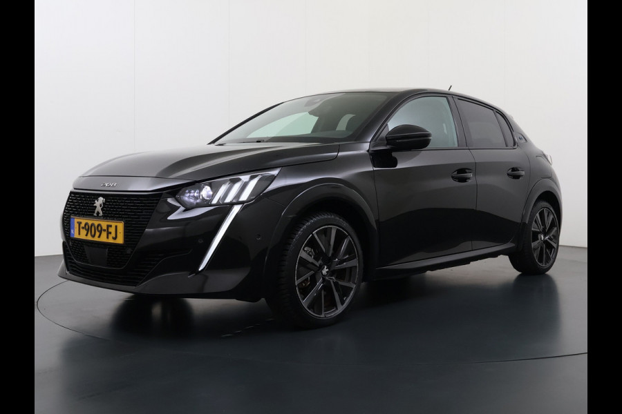 Peugeot e-208 EV GT350 SOH 98% Panoramadak Virtual Cockpit 360°Camera Keyless 3D-Navi Ecc Apple Carplay Android Auto Pdc Sensor dodehoek Regen-Lichtsensor Cruise Control Lmv Privacy Glas Isofix Led DAB Bluetooth 1e Eigenaar Dealeronderhouden Origineel Nederlandse Auto