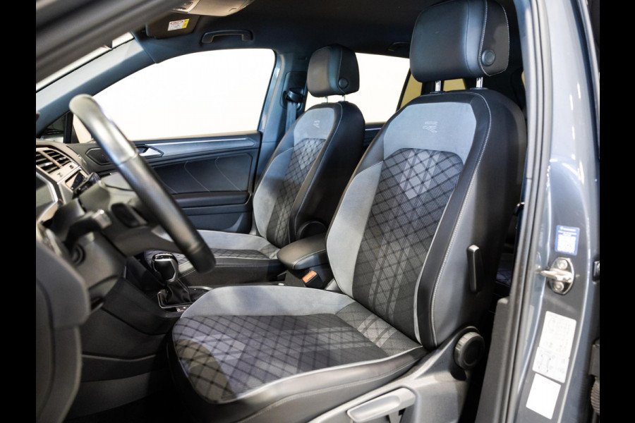 Volkswagen Tiguan 1.5 TSI 2x R-Line / 150pk / NAP / IQ Light / Automatische klimaatregeling /