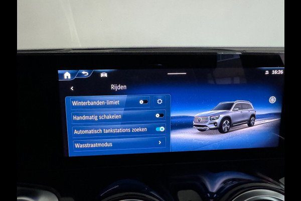 Mercedes-Benz Glb 180 Star Edition AMG Line Plus Pano|Sfeer|Blindspot|360 Camera