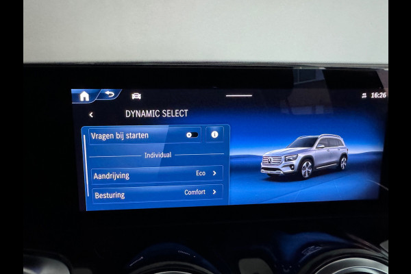 Mercedes-Benz Glb 180 Star Edition AMG Line Plus Pano|Sfeer|Blindspot|360 Camera