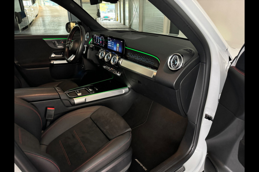 Mercedes-Benz Glb 180 Star Edition AMG Line Plus Pano|Sfeer|Blindspot|360 Camera