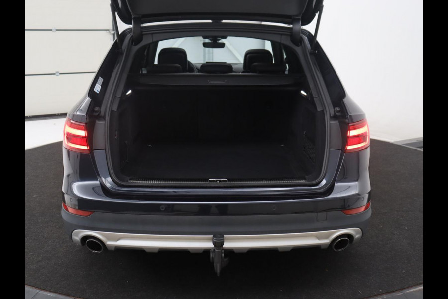 Audi A4 Allroad Quattro 2.0 TFSI MHEV Edition Allroad Quattro | Panoramadak | Leder | Trekhaak | Virtual Dashboard | Camera | Climate control | Stoelverwarming | Full LED | Cruise control |