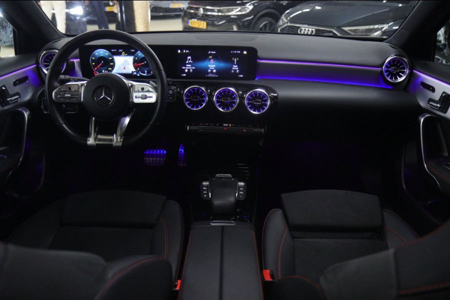 Mercedes-Benz A-Klasse 200 AMG /PANO/MEMORY/KEYLESS/SFEER/CAMERA/BOMVOL