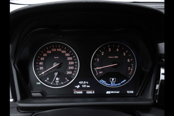 BMW 2 Serie Active Tourer 225xe iPerformance Sport (NAVI,PDC,CLIMATE,CRUISE,LED,ELEKTRISCH PAKKET,SPORTSTOELEN,LM VELGEN)