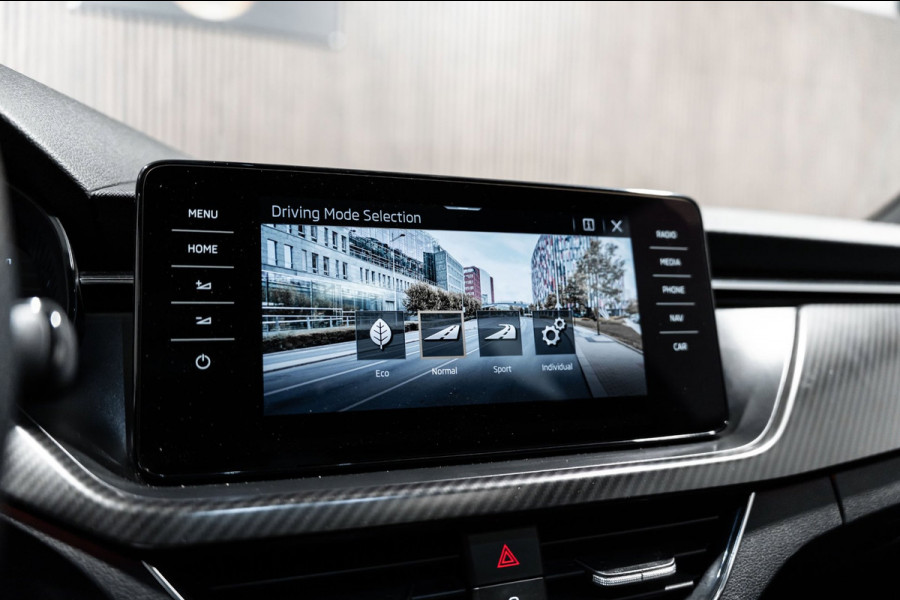 Škoda Kamiq 1.0 TSI DSG Monte Carlo Led Camera