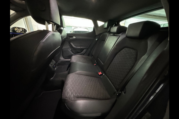 Seat Leon 1.5 eTSI FR BTW| Pano|Stoelverwarming|BlindSpot|Stuurver