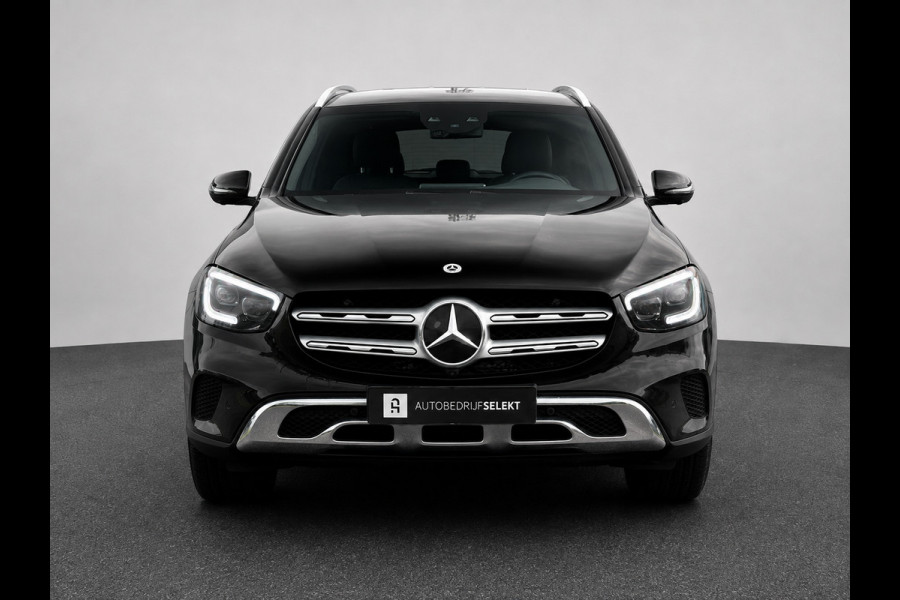 Mercedes-Benz GLC 300e 4MATIC AMG | Multibeam | Virtual | 360 | Sfeerverlichting | Dealer onderhouden | Dodehoek