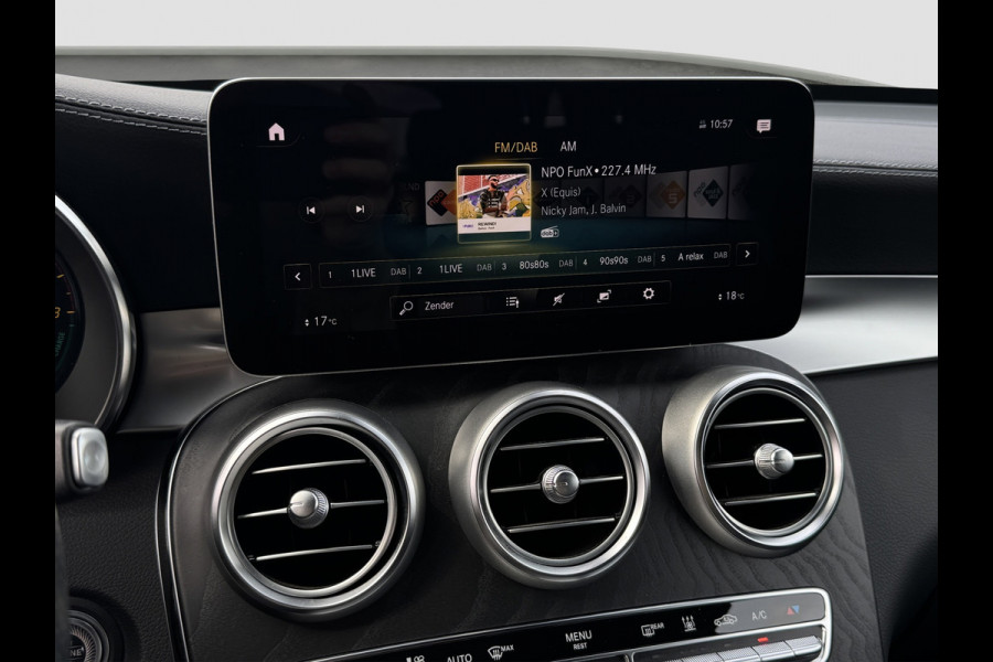 Mercedes-Benz GLC 300e 4MATIC AMG | Multibeam | Virtual | 360 | Sfeerverlichting | Dealer onderhouden | Dodehoek