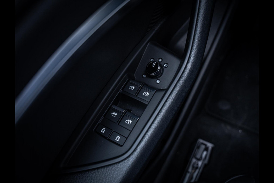 Audi e-tron 50 quattro Advanced edition Plus 71 kWh - S-Line l Pano l Trekhaak l 360cam