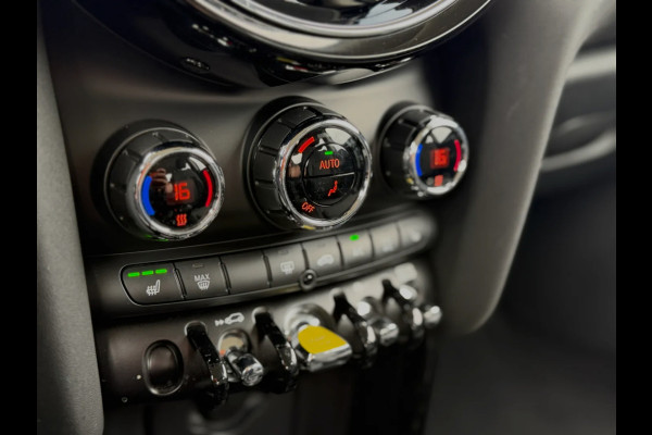 MINI Electric Camden Edition 33 kWh (NL-auto, 1e Eig, Dealer OndH, Carplay, StoelV, PDC, Navi, Climate Con, Cruise Con, Etc)