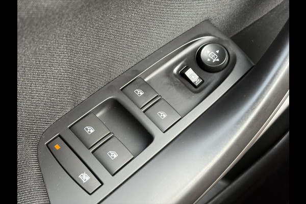 Opel Astra Sports Tourer 1.2 Business Executive ✓1e Eigenaar✓146pk✓Camera✓Trekhaak✓Carplay✓Airco✓Cruise✓Pdc V+A✓Lm velgen✓Comfortstoelen✓6 Bak✓N.A.P✓Nieuwe Apk bij Aflevering