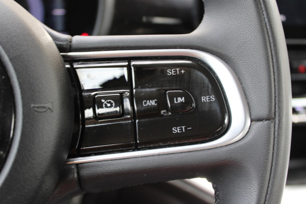 Fiat 500 Icon 42 kWh | Navigatie | Stoelverwarming | Parkeersensoren achter