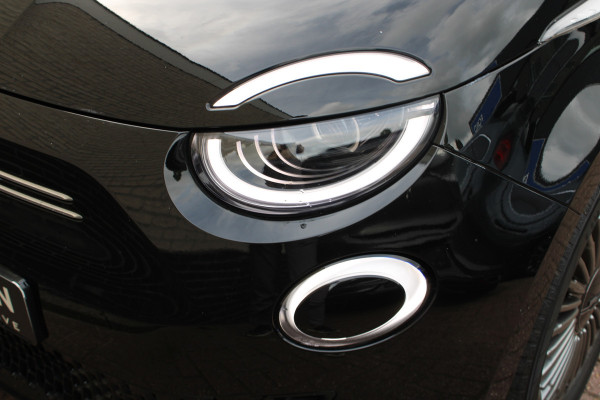 Fiat 500 Icon 42 kWh | Navigatie | Stoelverwarming | Parkeersensoren achter