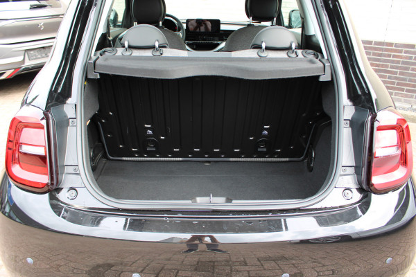 Fiat 500 Icon 42 kWh | Navigatie | Stoelverwarming | Parkeersensoren achter