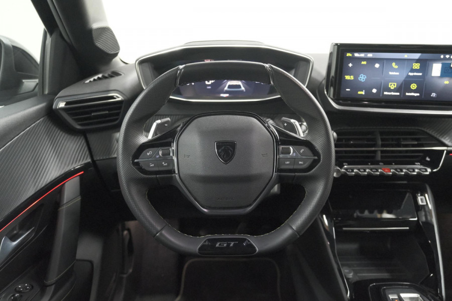 Peugeot 208 1.2 Hybrid 145 e-DCS6 GT | Alcantara Pakket | Camera | Apple Carplay | Stoelverwarming
