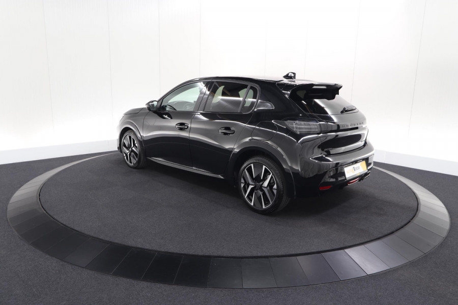 Peugeot 208 1.2 Hybrid 145 e-DCS6 GT | Alcantara Pakket | Camera | Apple Carplay | Stoelverwarming