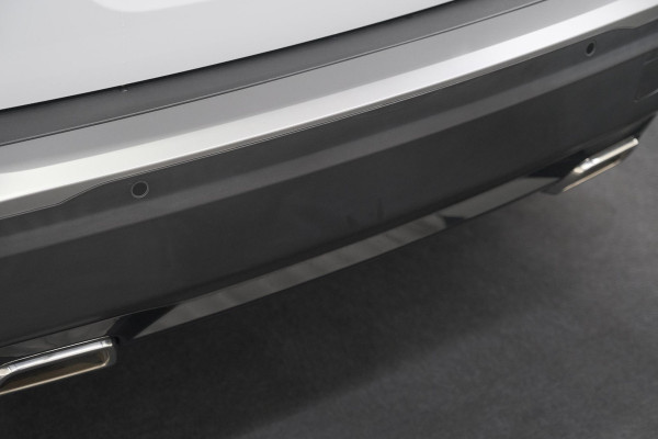 Peugeot 2008 PureTech 130 EAT8 GT | 360 Camera | Adaptieve Cruise Control | Pack Alcantara | Apple Carplay