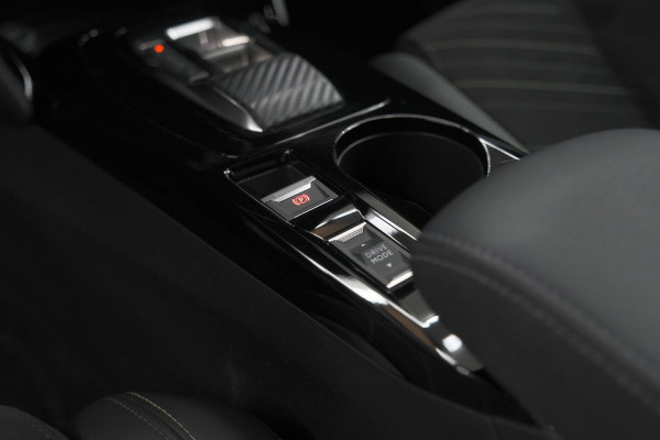 Peugeot 2008 PureTech 130 EAT8 GT | 360 Camera | Adaptieve Cruise Control | Pack Alcantara | Apple Carplay