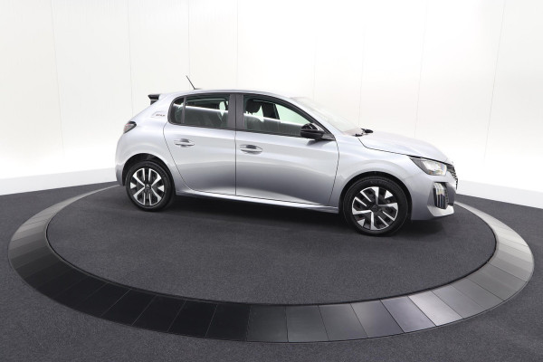 Peugeot 208 1.2 Hybrid 110 e-DCS6 Style | Trekhaak | Allseason Banden | Apple Carplay