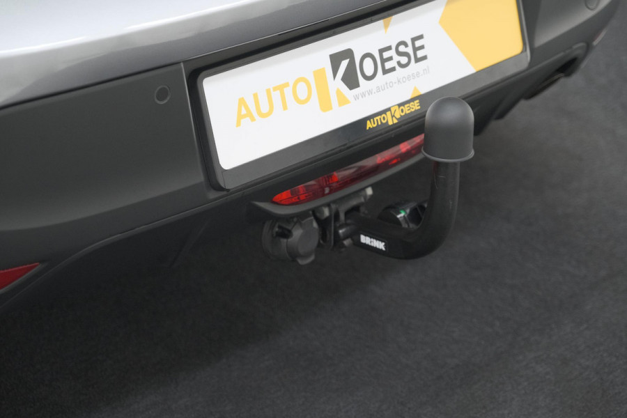 Peugeot 208 1.2 Hybrid 110 e-DCS6 Style | Trekhaak | Allseason Banden | Apple Carplay