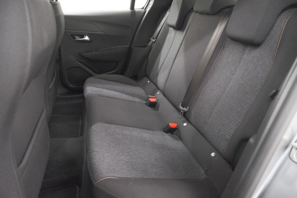 Peugeot 208 1.2 Hybrid 110 e-DCS6 Style | Trekhaak | Allseason Banden | Apple Carplay