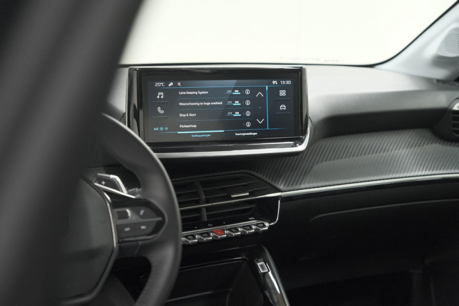 Peugeot 208 1.2 Hybrid 110 e-DCS6 Style | Trekhaak | Allseason Banden | Apple Carplay