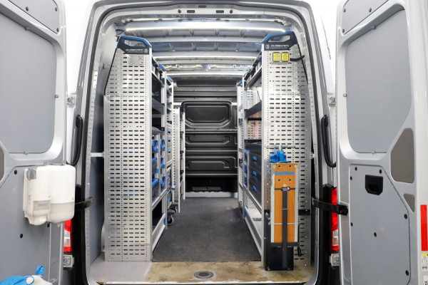 Volkswagen Crafter 35 2.0 TDI 140pk L3H3 (L2H2) Airco/Navi/Inrichting/230V 02-2021