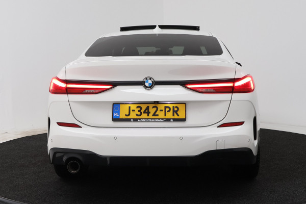 BMW 2 Serie Gran Coupé 218i High Executive (PANORAMADAK, STOELVERWARMING, NAVIGATIE, DEALER ONDERHOUDEN)