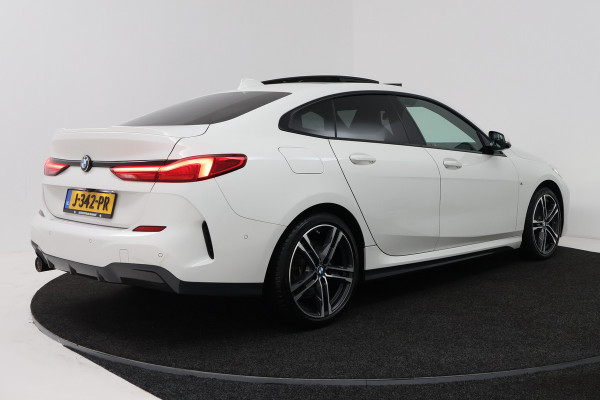 BMW 2 Serie Gran Coupé 218i High Executive (PANORAMADAK, STOELVERWARMING, NAVIGATIE, DEALER ONDERHOUDEN)