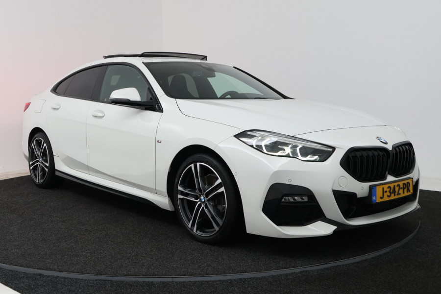 BMW 2 Serie Gran Coupé 218i High Executive (PANORAMADAK, STOELVERWARMING, NAVIGATIE, DEALER ONDERHOUDEN)