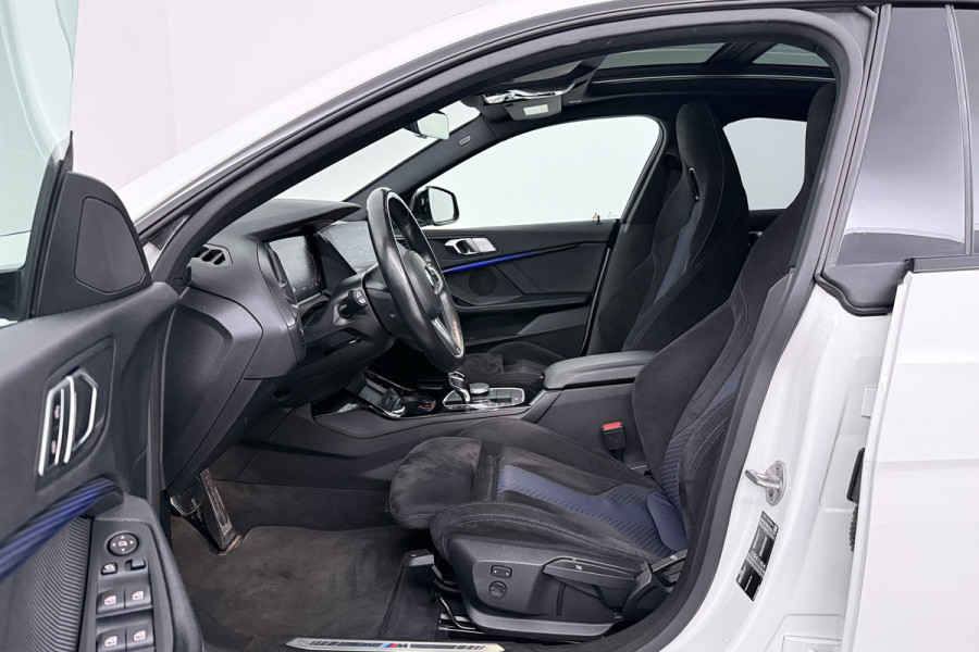 BMW 2 Serie Gran Coupé 218i High Executive (PANORAMADAK, STOELVERWARMING, NAVIGATIE, DEALER ONDERHOUDEN)