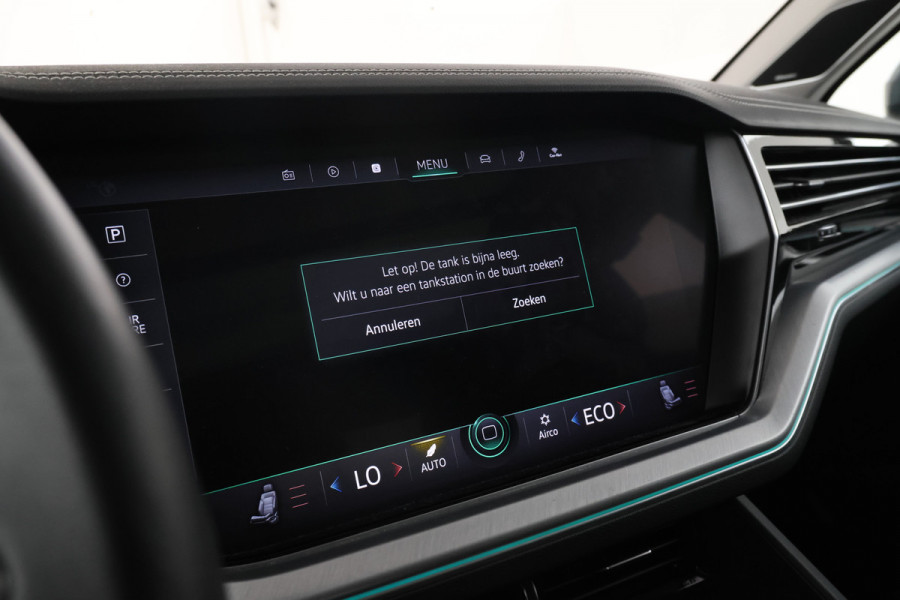 Volkswagen Touareg 3.0 TSi eHybrid 4MOTION Panorama, 360 Camera, Digital dash!