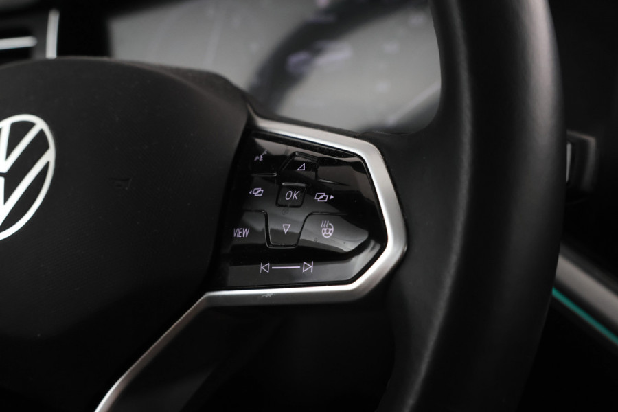 Volkswagen Touareg 3.0 TSi eHybrid 4MOTION Panorama, 360 Camera, Digital dash!