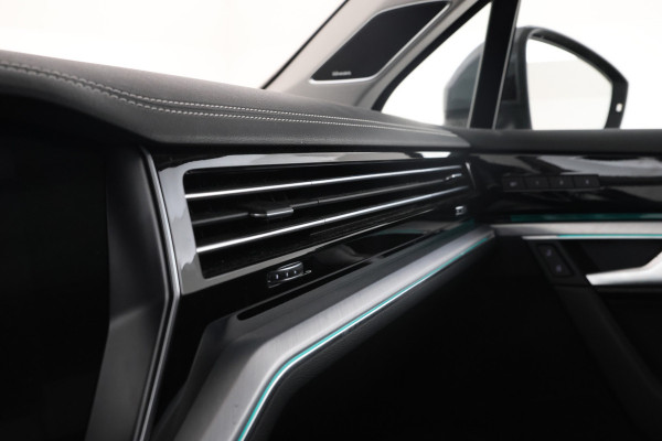 Volkswagen Touareg 3.0 TSi eHybrid 4MOTION Panorama, 360 Camera, Digital dash!