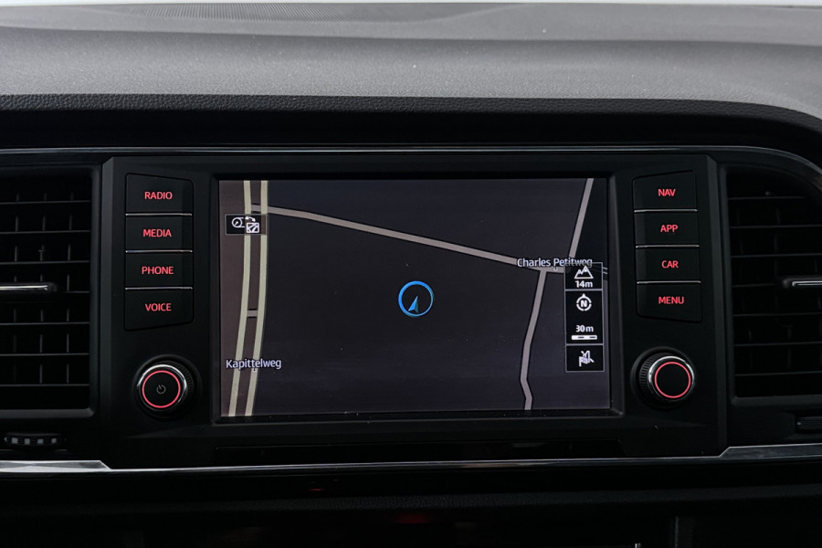 Seat Ateca 1.4 EcoTSI Xcellence (PANORAMADAK, CAMERA, STOELVERWARMING, TREKHAAK)