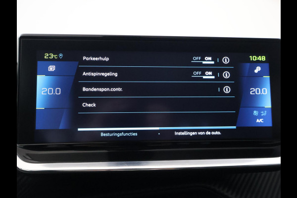Peugeot e-2008 EV ALLURE 50 kWh + CAMERA | LED | CARPLAY | STOELVERW.