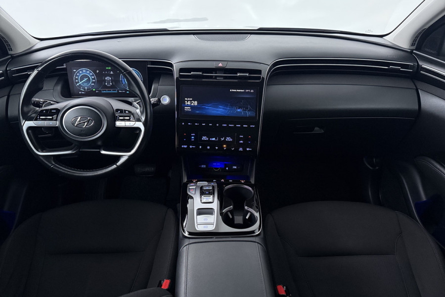 Hyundai Tucson 1.6 T-GDI PHEV Comfort 4WD (NAVIGATIE, STOELVERWARMING, CAMERA, 1e EIGENAAR, GOED ONDERHOUDEN)